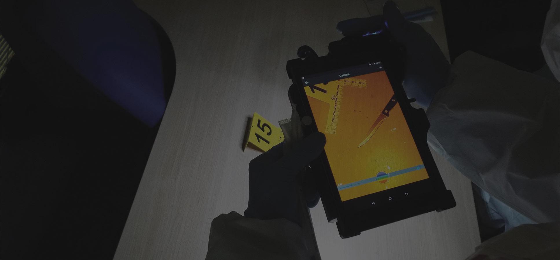 Mobile Multispectral Forensic Tablet